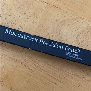 Moodstruck Precision Pencil Lip Liner Pompous